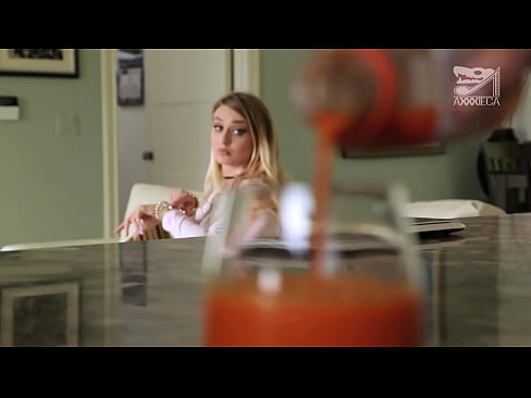 ❤️ විශාල තන පුඩු සහ තද පුකේ ඇති උණුසුම් ගැහැණු ළමයා පරාජිතයාගෙන් කුකුළා ලබා ගනී, නමුත් ඉතා අපහසු වේ ❤️❌ ලස්සන අසභ්‍ය අසභ්‍ය si.pornmega-com.ru ❌